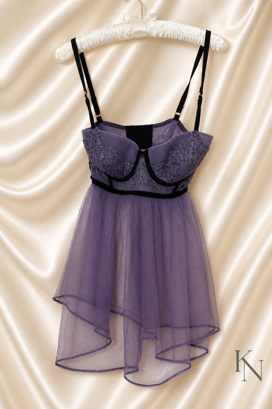Victoria’s Secret Lace & Mesh Babydoll – 36C